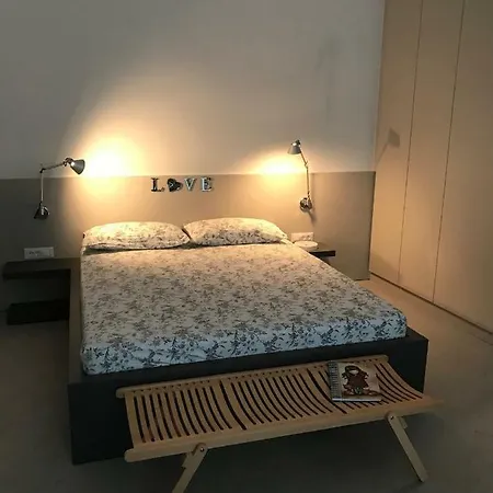 Street Flat Mini Appartement *