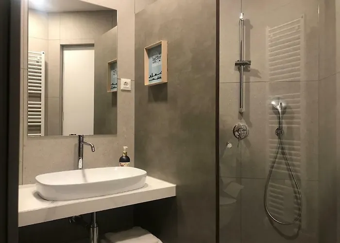 Street Flat Mini * リュブリャナ